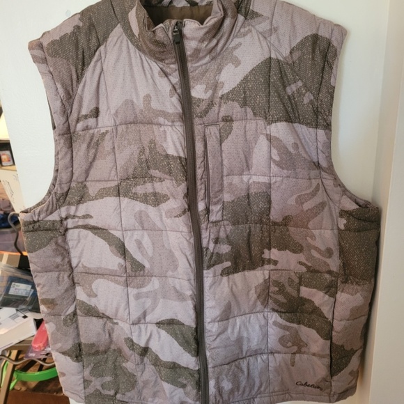 EUC Cabela's Outdoor Gear Camo Vest - Picture 1 of 5